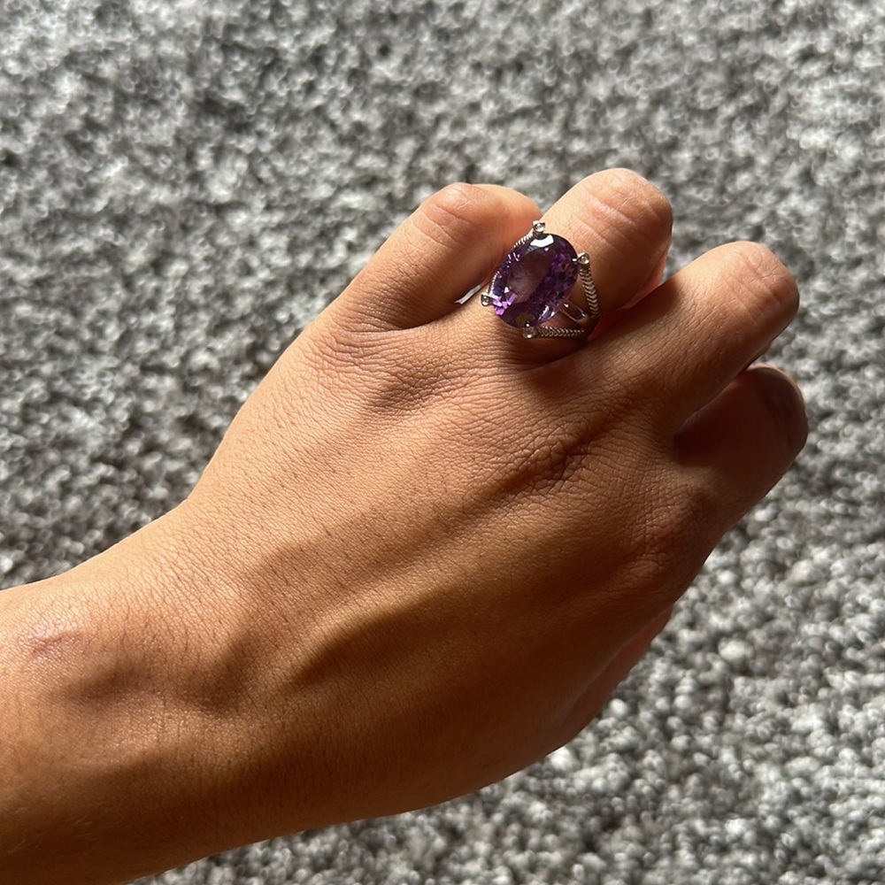 Kay Jewelers ring - Picture 5 of 6